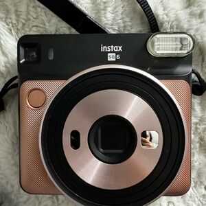 Instax SQ6 Instant Camera - Rose Gold